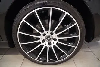 Mercedes-Benz E 350, 3.0, 190 kW, дизель, автомат, задний привод