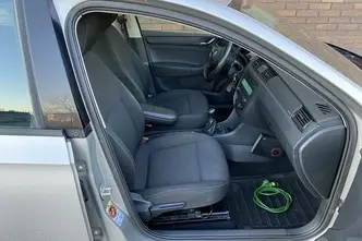 Škoda Rapid, 1.2, 63 kW, bensiin, manuaal, esivedu
