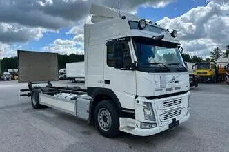 Volvo FM330, 251 kW, diisel, automaat