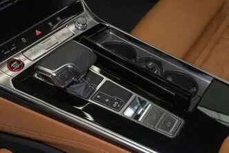 Audi RS6, 4.0, 441 kW, petrol, automatic, four-wheel drive