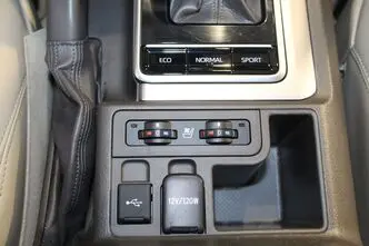 Toyota Land Cruiser, 2.8, 150 kW, diisel, automaat, nelikvedu