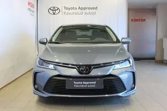 Toyota Corolla, 1.5, 92 kW, бензин, механическая, передний привод
