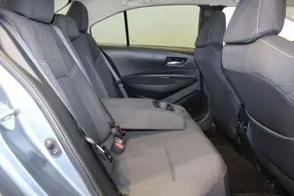 Toyota Corolla, 1.5, 92 kW, бензин, механическая, передний привод