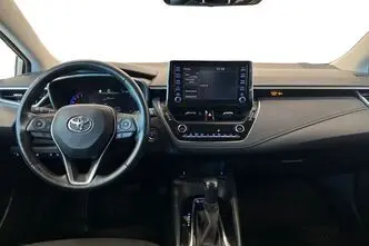 Toyota Corolla, 1.8, 72 kW, гибрид, автомат, передний привод