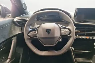 Peugeot e-2008, электричество, автомат, передний привод