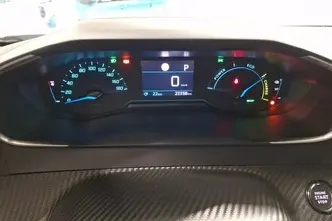 Peugeot e-2008, электричество, автомат, передний привод