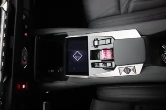 DS 4, 1.6, 165 kW, pistikhübriid, automaat, esivedu