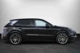 Porsche Cayenne, 2.9, 324 kW, бензин, автомат, полный привод