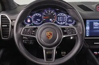 Porsche Cayenne, 2.9, 324 kW, бензин, автомат, полный привод