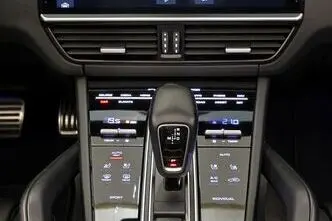 Porsche Cayenne, 2.9, 324 kW, бензин, автомат, полный привод