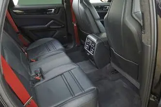 Porsche Cayenne, 2.9, 324 kW, бензин, автомат, полный привод