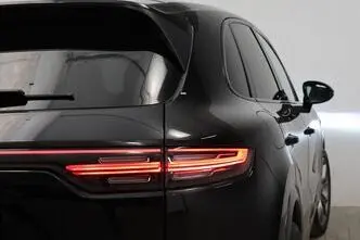 Porsche Cayenne, 2.9, 324 kW, бензин, автомат, полный привод