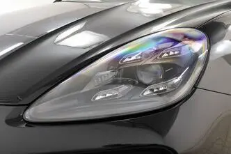 Porsche Cayenne, 2.9, 324 kW, бензин, автомат, полный привод