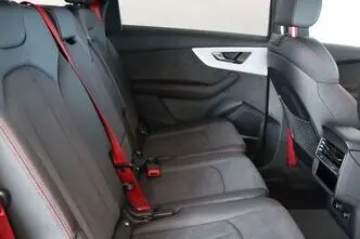 Audi Q7, 3.0, 210 kW, гибрид, автомат, полный привод