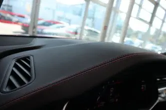 Audi Q7, 3.0, 210 kW, гибрид, автомат, полный привод