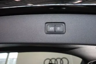 Audi Q7, 3.0, 210 kW, гибрид, автомат, полный привод