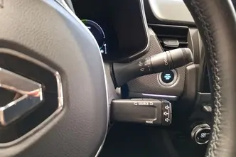 Renault Arkana, 1.6, 105 kW, гибрид, автомат, передний привод
