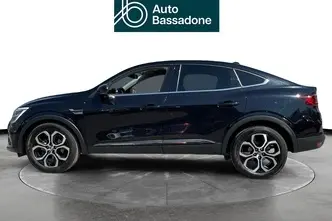 Renault Arkana, 1.6, 105 kW, гибрид, автомат, передний привод