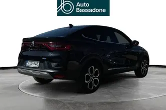 Renault Arkana, 1.6, 105 kW, гибрид, автомат, передний привод