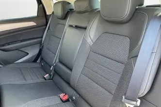 Renault Arkana, 1.6, 105 kW, гибрид, автомат, передний привод