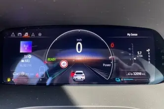 Renault Arkana, 1.6, 105 kW, гибрид, автомат, передний привод