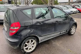 Mercedes-Benz A 200, 2.0, 135 kW, bensiin, manuaal, esivedu