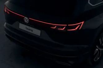 Volkswagen Touareg, 3.0, 169 kW, дизель, автомат