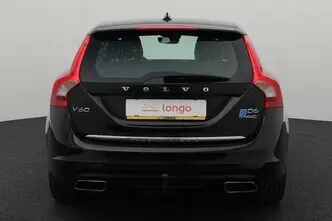 Volvo V60, 2.4, 158 kW, подключаемый гибрид, автомат, полный привод
