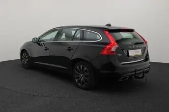Volvo V60, 2.4, 158 kW, подключаемый гибрид, автомат, полный привод