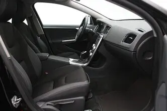 Volvo V60, 2.4, 158 kW, подключаемый гибрид, автомат, полный привод
