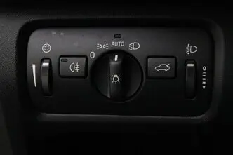Volvo V40, 1.6, 84 kW, diisel, manuaal, esivedu