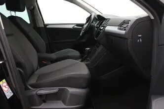 Volkswagen Tiguan, 2.0, 110 kW, diesel, automatic, front-wheel drive