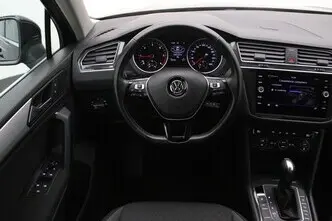 Volkswagen Tiguan, 2.0, 110 kW, diesel, automatic, front-wheel drive