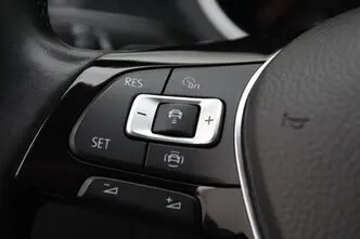 Volkswagen Tiguan, 2.0, 110 kW, diesel, automatic, front-wheel drive