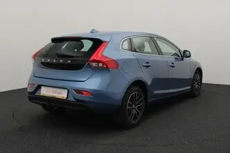 Volvo V40, 2.0, 88 kW, diesel, manual, front-wheel drive
