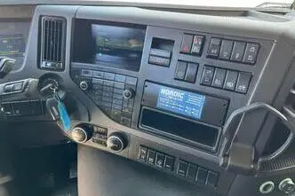 Volvo FMX 540 8x4, 405 kW, дизель, автомат