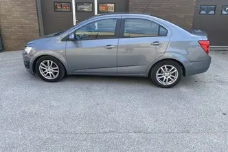Chevrolet Aveo, 1.4, 74 kW, petrol, manual, front-wheel drive