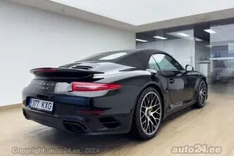 Porsche 911, 3.8, 412 kW, petrol, automatic, four-wheel drive