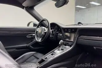 Porsche 911, 3.8, 412 kW, petrol, automatic, four-wheel drive