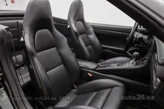 Porsche 911, 3.8, 412 kW, petrol, automatic, four-wheel drive