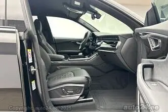 Audi Q8, 3.0, 210 kW, дизель, автомат, полный привод