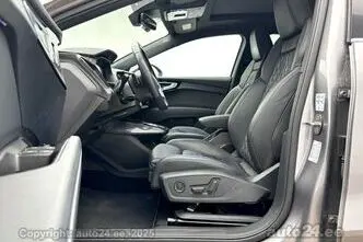 Audi Q4 e-tron, 150 kW, electric, automatic, rear-wheel drive