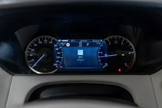 Land Rover Range Rover Velar, 2.0, 150 kW, гибрид, автомат, полный привод