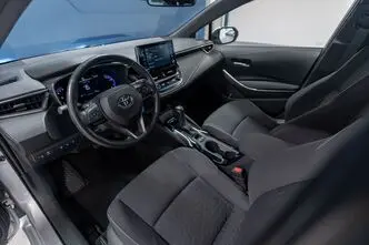Toyota Corolla, 1.2, 85 kW, бензин, автомат, передний привод