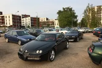 Alfa Romeo GTV, 122 kW, bensiin, manuaal, esivedu