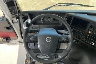 Volvo FMX 460 8x4*4, 338 kW, diesel, automatic