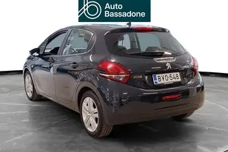 Peugeot 208, 1.2, 81 kW, bensiin, automaat, esivedu