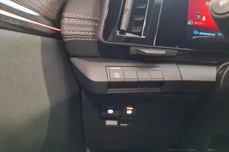 Renault Megane, 160 kW, elekter, automaat, esivedu