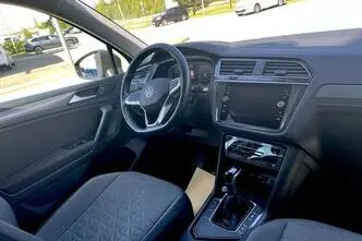 Volkswagen Tiguan, 1.5, 110 kW, бензин, автомат, передний привод