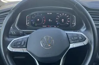 Volkswagen Tiguan, 1.5, 110 kW, бензин, автомат, передний привод